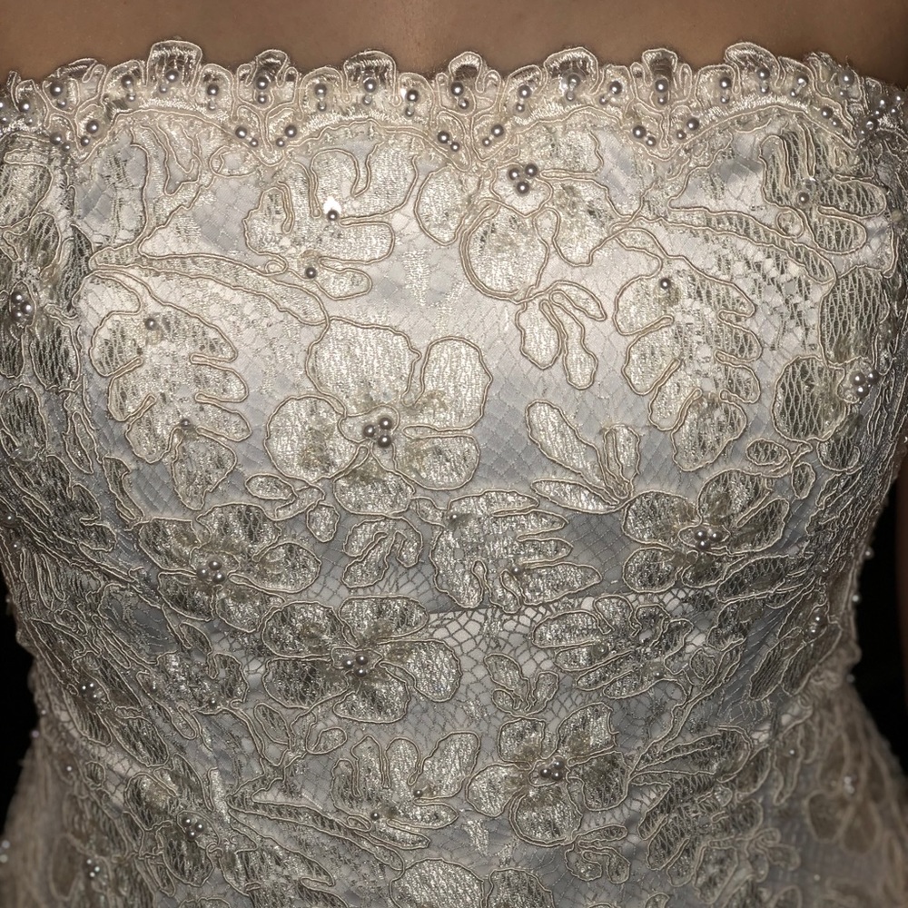 Wedding dress size 6 - Picture 4 of 6
